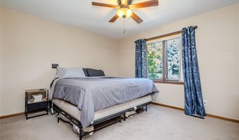 417 NW Greenwood St, Ankeny, IA 50023