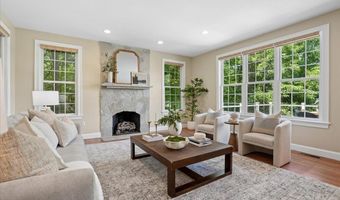 37 The Flume, Amherst, NH 03031