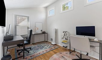 818 Chelsea Ave, Columbus, OH 43209