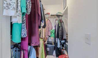 5975 TERRAPIN Pl 301C, Alexandria, VA 22310