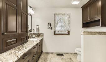 2609 Lakeview Dr, American Falls, ID 83221