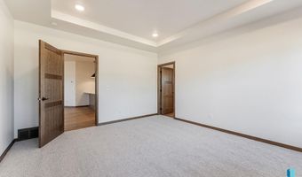 2308 E Brek St, Brandon, SD 57005