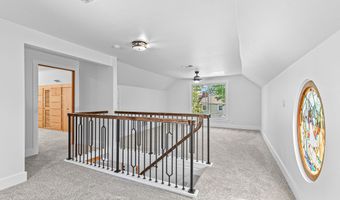 117 High St, Ashland, OR 97520