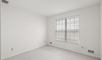 46 Robin Ln, Barnegat, NJ 08005
