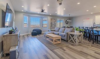 665 S Shelter Cove Dr, Big Water, UT 84741