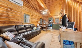 10510 Deer Dr, Birdseye, IN 47513