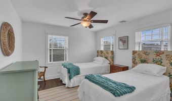 35 Bristol Pl, Bay Head, NJ 08742