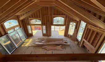 141 8TH St, Avalon, NJ 08202