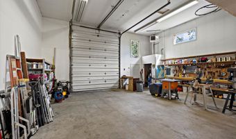 15250 Evergreen Ridge St, Anchorage, AK 99516