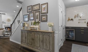 402 Henstride Ct, Ann Arbor, MI 48108