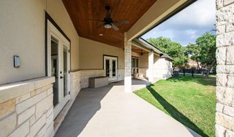 164 Crescent Rdg, Adkins, TX 78101