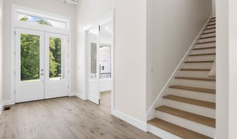 162 Clearcreek Dr, Boiling Springs, SC 29316