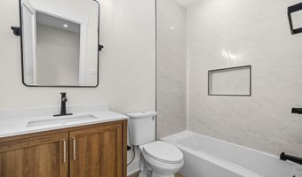 1905 N TAYLOR St, Arlington, VA 22207