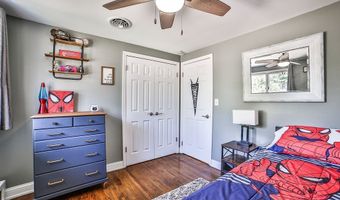 715 Edgewater Dr, Amherst, NY 14228