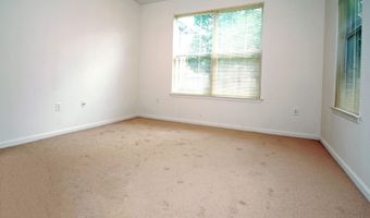 66 Minuteman Cir, Allentown, NJ 08501