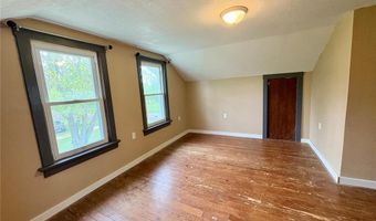 9621 Main St, Altenburg, MO 63732