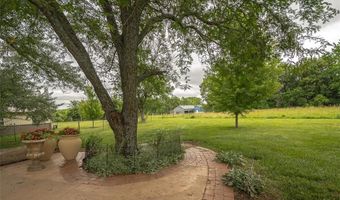 364 E 1600 Rd, Baldwin City, KS 66006