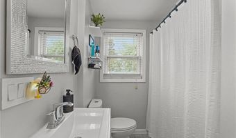 509 Buttonwoods Ave, Warwick, RI 02886