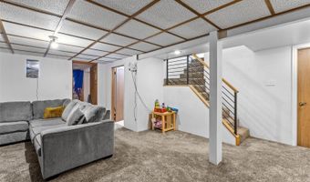 1732 Lansing St, Aurora, CO 80010