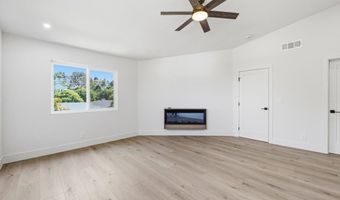 6741 Cantil St, Carlsbad, CA 92009