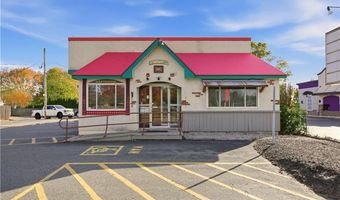 651 W Main Rd, Middletown, RI 02842