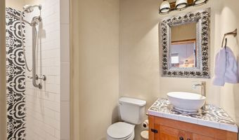 4 Fair Hope Dr, Abiquiu, NM 87510