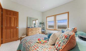 1313 VILLAGE Loop, Bandon, OR 97411