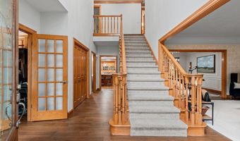 3901 N MILLWOOD Dr, Appleton, WI 54913