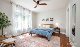 209 Patriots Dr, Asheville, NC 28805