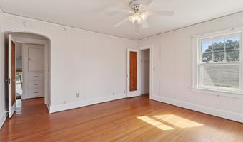 418 SE Grant St, Ankeny, IA 50021