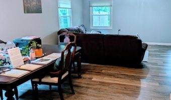 59 Chilton Ln, Aberdeen, NJ 07747