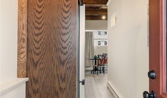 98 Kay Street Carraige House, Newport, RI 02840