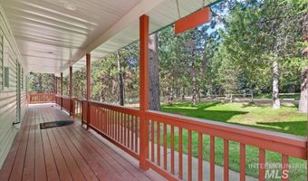 1496 Pine Ridge Dr, Cascade, ID 83611