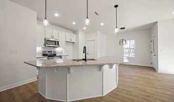 8 Epping Dr, Bella Vista, AR 72714