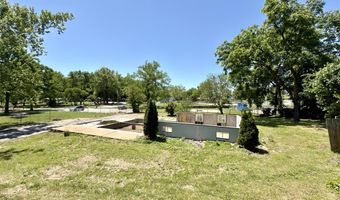 2215 Maxville Ln, Arnold, MO 63010