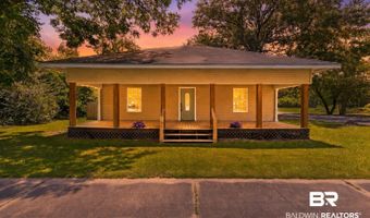 211 S Presley St, Atmore, AL 36502