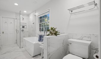 2 BELLEMORE Rd, Baltimore, MD 21210