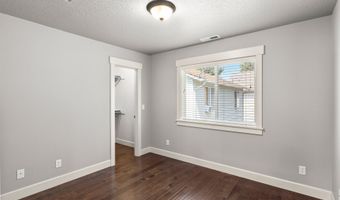5227 SE BANDON Ln, Milwaukie, OR 97267