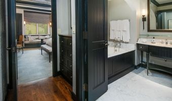 130 Daybreak Rdg Hs716, Avon, CO 81620