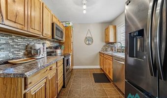 320 Nelson St, Carlsbad, NM 88220