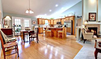 1 Bacton Ln, Bella Vista, AR 72714