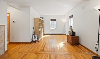479 Blacks Rd, Cheshire, CT 06410