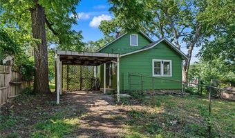 920 High St, Baldwin City, KS 66006