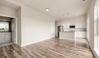 1800 MOUNT VERNON Ave 401, Alexandria, VA 22301