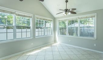 148 20th Ave, Apalachicola, FL 32320