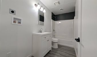 5526 N State Rd, Alma, MI 48801