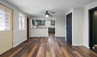 205 W 5th St, Aroma Park, IL 60910