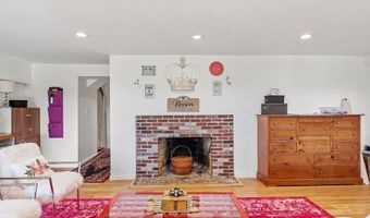 190 Vaughn Hill Rd, Bolton, MA 01740