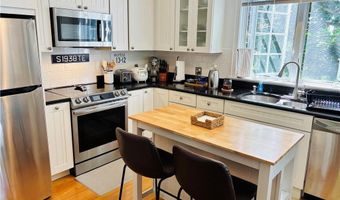 571 Bellevue Ave 2, Newport, RI 02840