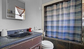 174 LAKE CANDLEWOOD Ct, El Paso, TX 79928